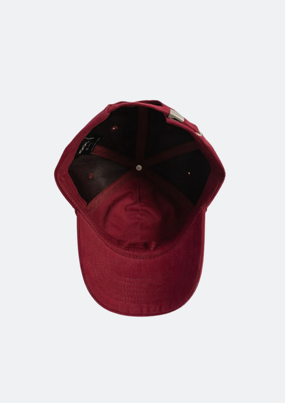 Boné Masculino "Quiet Your Mind" Vermelho Aba Curva