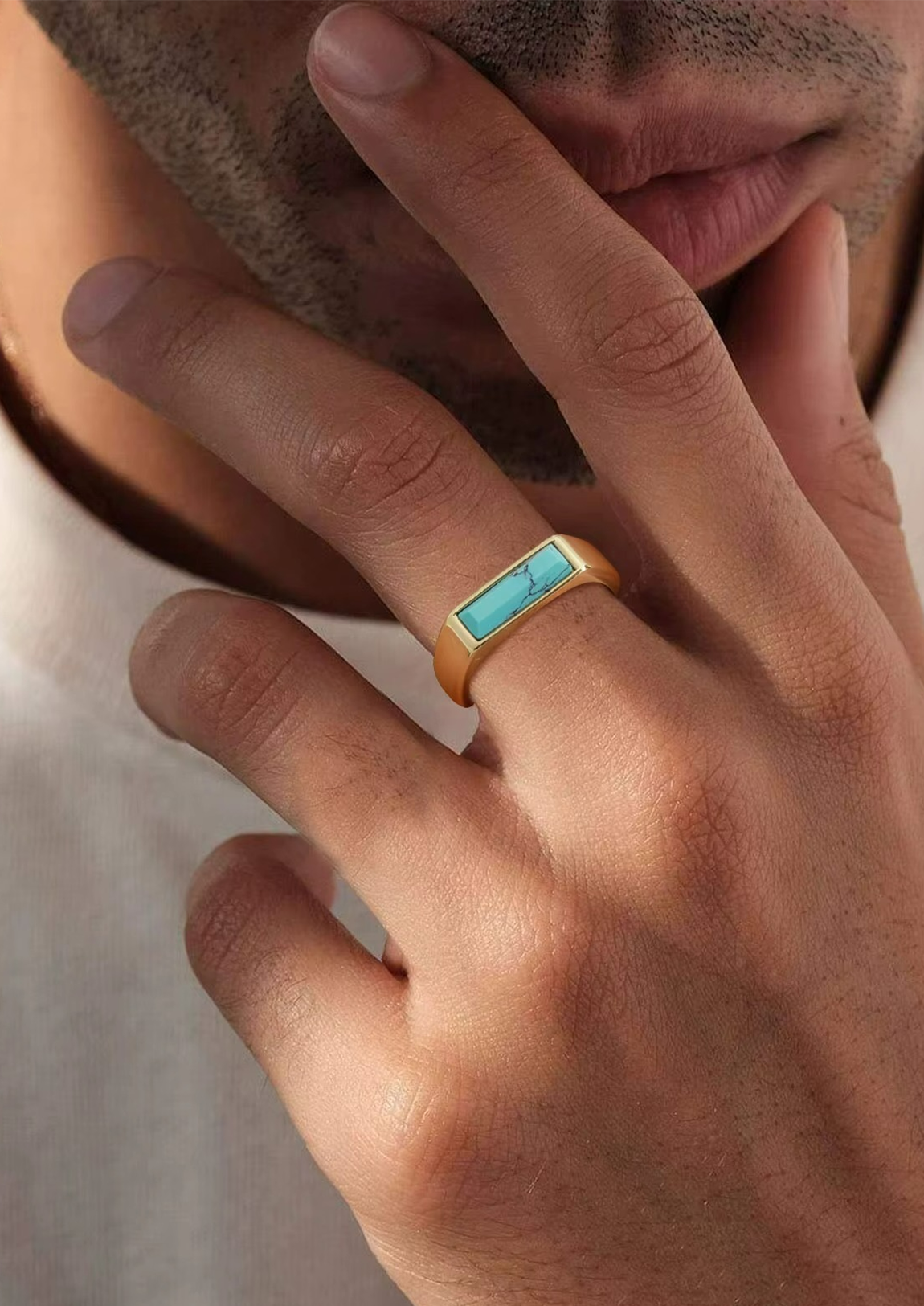 Anel Masculino Tours de Aço Dourado com Pedra Natural Azul