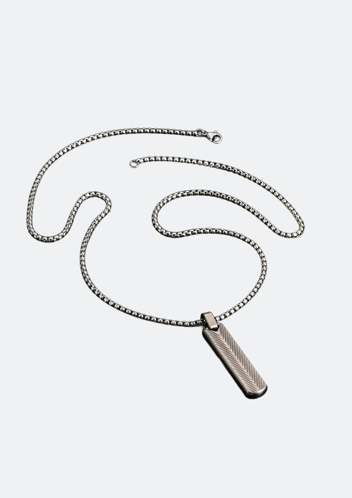 Colar Masculino Leroy de Aço com Pingente em Barra